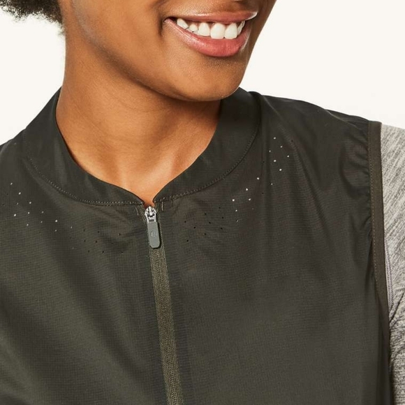 Lululemon Like The Wind Vest - Picture 11 of 16